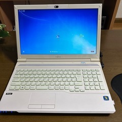 富士通LIFEBOOK AH42H SSD100GB