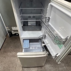 安心の1年保証！！MITSUBISHII(ミツビシ)の2ドア冷蔵庫です！！