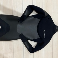 冬場の快適なサーフィンを約束します❗️超美品かつ超極