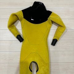 冬場の快適なサーフィンを約束します❗️超美品かつ超極