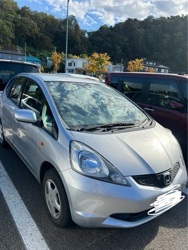 ホンダフィット　車検残り一年　走行距離　15万キロ