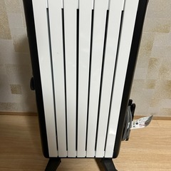 【保証あり】デロンギオイルヒーターMDHU09-BK