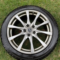 日産ジューク冬タイヤとアルミセット