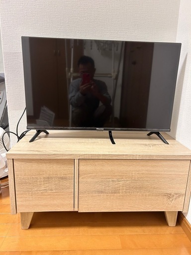 ハイセンス32型テレビ・テレビボード