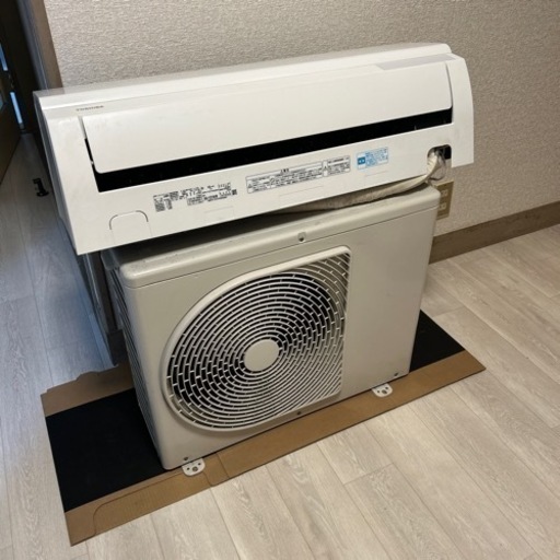 格安！設置代込み！6畳用！東芝RAS-221M（W）2018年製