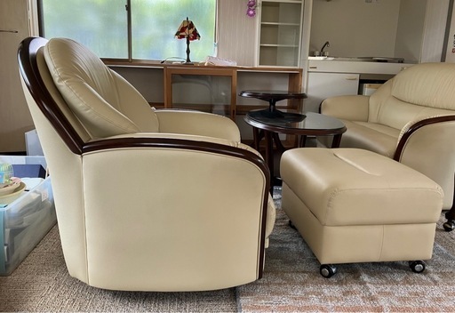 DLK151 マルニ木工 レザー/本革張り オットマン フットスツール 足置き DLK151 マルニ木工 レザー⁄本革張り オットマン フットスツール 足置き