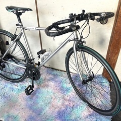 Grandirクロスバイク27インチSHIMANO 21段変速アルミフレーム Grandirクロスバイク27インチSHIMANO 21段変速アルミフレーム