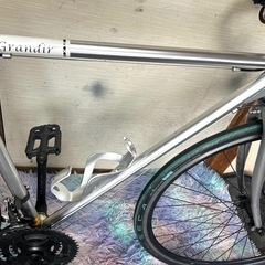 Grandirクロスバイク27インチSHIMANO 21段変速アルミフレーム