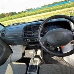 平成12年スズキキャリイ 4WD 軽キャブオーバ オートマ、エアコン付き