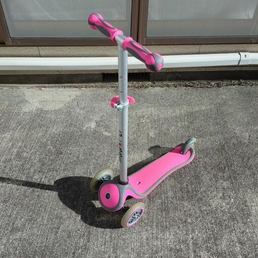 美品♡グロッバーキックスクーターキックボード三輪車GROBBER
