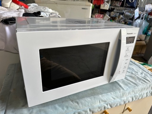パナソニック 電子レンジ 単機能 フラットテーブル 22L 新生活 スピードあたため ヘルツフリー ホワイト NE-FL1A-W