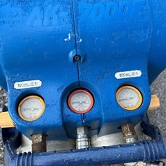 中古マックスエアコンプレッサ