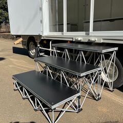 インテリステージ　サウンドハウス　intellistage イベント　階段　ステージ