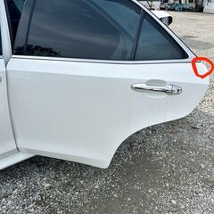 トヨタ クラウン 210系 アスリートS i-Four GRS-211 左リアドア L パネル ドア　TOYOTA