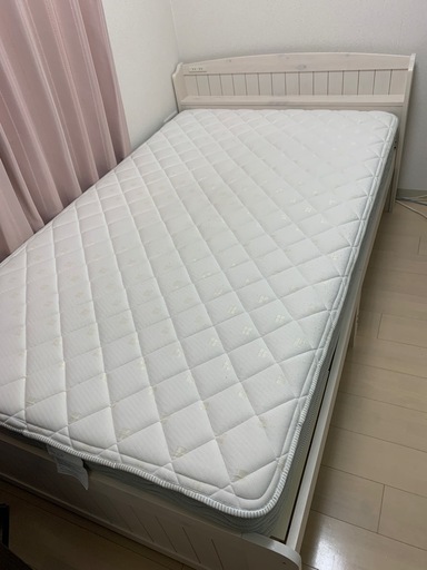 値下げ　ニトリ　天然木すのこセミダブルベッド　2022年8月購入(引取限定