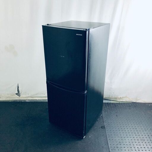 ID:rg219649 アイリスオーヤマ IRISOHYAMA 冷蔵庫 一人暮らし 中古 2023年製 2ドア 142L ブラック 直冷式 右開き IRSD-14A-B  【リユース品：状態C】【送料無料】【設置費用無料】