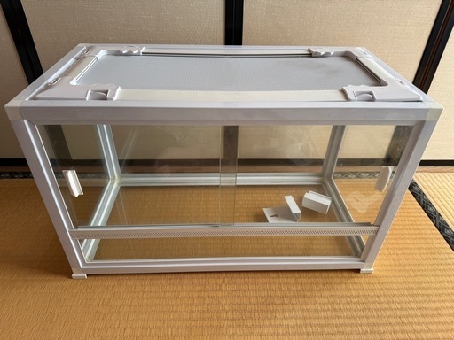 爬虫類ケージ 60×30×36\n