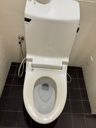 姫路駅前店　トイレ本体　稼働