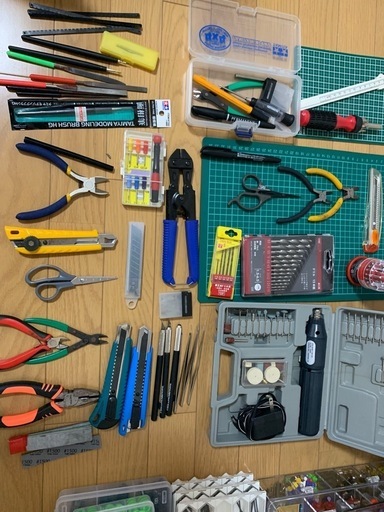 ③　ミニ四駆　工具まとめ売り