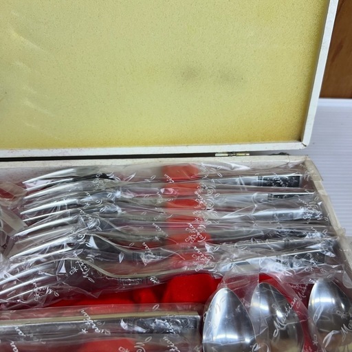k1015607 マーシャン 未使用品 箱あり 昭和レトロ ティータイムセット スプーン フォークセット雑貨 ギフト 美品 中古 現状品 k1015607 マーシャン 未使用品 箱あり 昭和レトロ ティータイムセット
