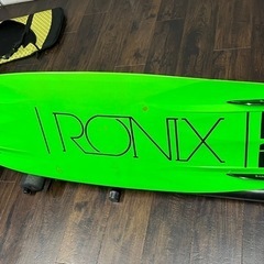 ウェイクボード　RONIX one ダニーハーフ　ロニックス　ケース付き