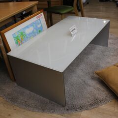 川崎市宮前区リサイクルオフ】846 cassina カッシーナ ガラス ローテーブル AIR FRAME3002 - センターテーブル