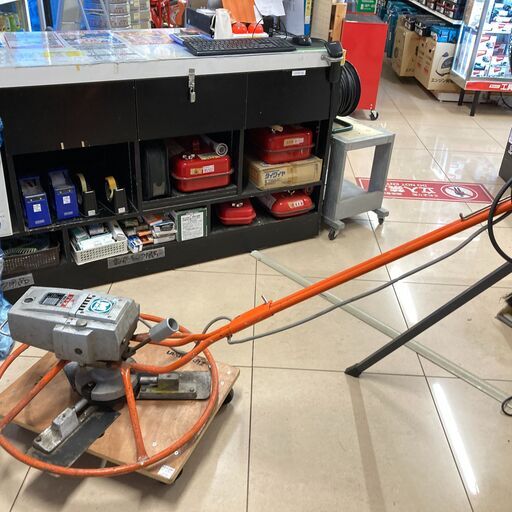 【中古】【動作OK】【店頭引取限定】電動こて MAKITA モデル4000 14,300円（税込）