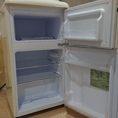 ノンフロン小型冷凍冷蔵庫