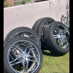 急ぎの為お値下げしました！タイヤ、ホイール、ナット付き^ - ^