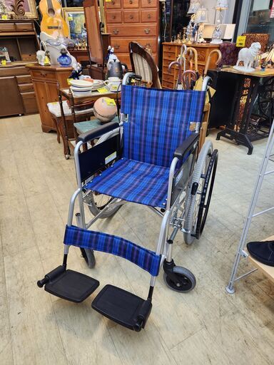 カワムラ 車椅子 車いす 介助用 介護用 自走式 折りたたみ式 耐荷重100㎏ ■近隣配送無料 買取帝国 朝霞店