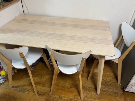IKEAのダイニングセット