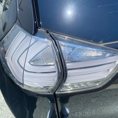 日産エクストレイル t32社外ファイバーテールランプ