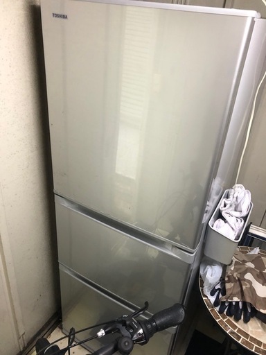 2017年製 東芝 GR-H34S [冷凍冷蔵庫 （330L・右開き） 3ドア