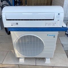 ☆ジモティ割あり☆ TOSHIBA ルームエアコン RAS-C255RT(W) 2.5kw 17年 