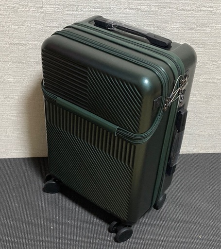 ※新品未使用※20インチサイズのスーツケース（緑）