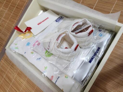 ミキハウス　新生児セット