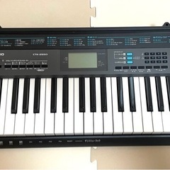 casio 電子ピアノ　キーボード　カバー付　譜面台　楽譜