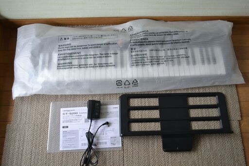 2019年製 美品カシオ電子キーボードCasiotone CT-S200BK(ブラック) 61鍵盤