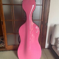 1/2 サイズチェロのハードケース、ピンク！