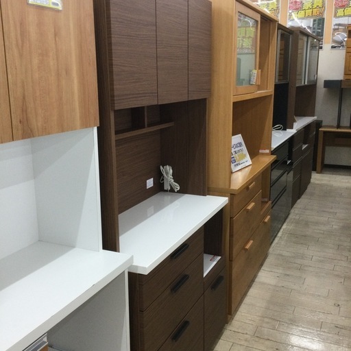 3面レンジボート　参考価格¥87,000円　落ち着いたブラウンカラー　オシャレなデザイン   No.796