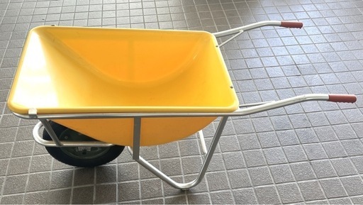 ノーパンクアルミ一輪車