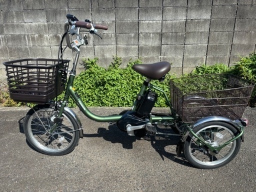 電動アシスト三輪自転車　ビビライフ　BE-FU831