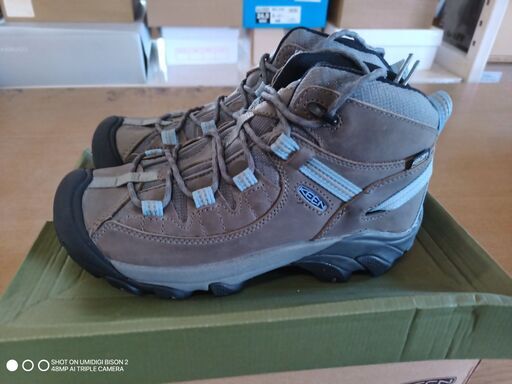 E326　キーン TARGHEE II MID WP W 1025875 レディース トレッキング シューズ