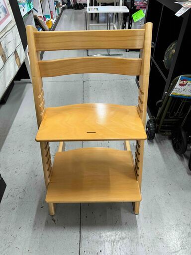 M108　STOKKE ベビーチェア