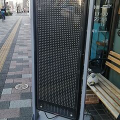 東和製LED看板　飲食店などに　キャスター付き