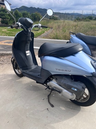 FI車　燃費1番良い！タイヤほぼ新品　　原付　HONDA today