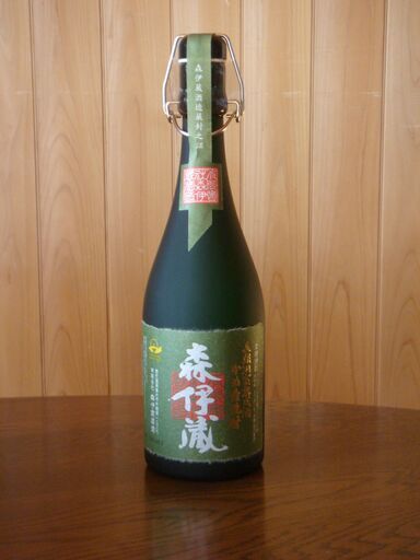 森伊蔵　極上の一滴　720ml　長期洞窟熟成酒　かめ壺焼酎　化粧箱付 森伊蔵 極上の一滴 720ml 長期洞窟熟成酒 かめ壺焼酎 森伊蔵酒造