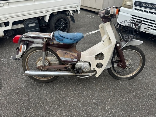 HONDA スーパーカブ50 カスタム　実働　レストアベース