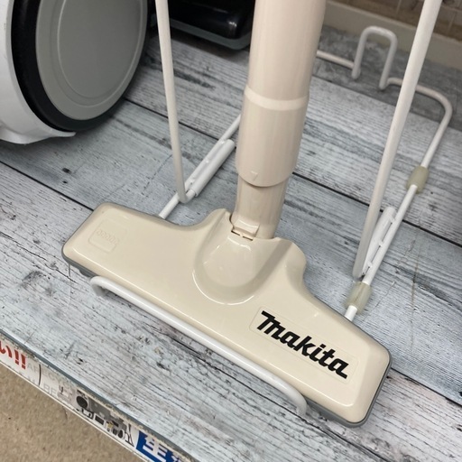 ⭐️人気モデル⭐️makita マキタ⭐️10.8vバッテリー内蔵⭐️充電式 