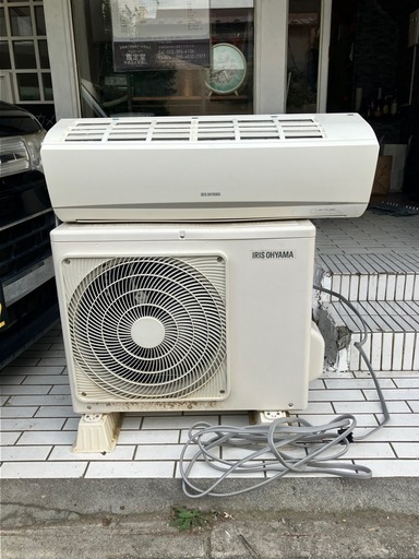 2018年製　アイリスオーヤマ IRA-2203R IRA-2203RZ 本体 室外機 リモコン付き